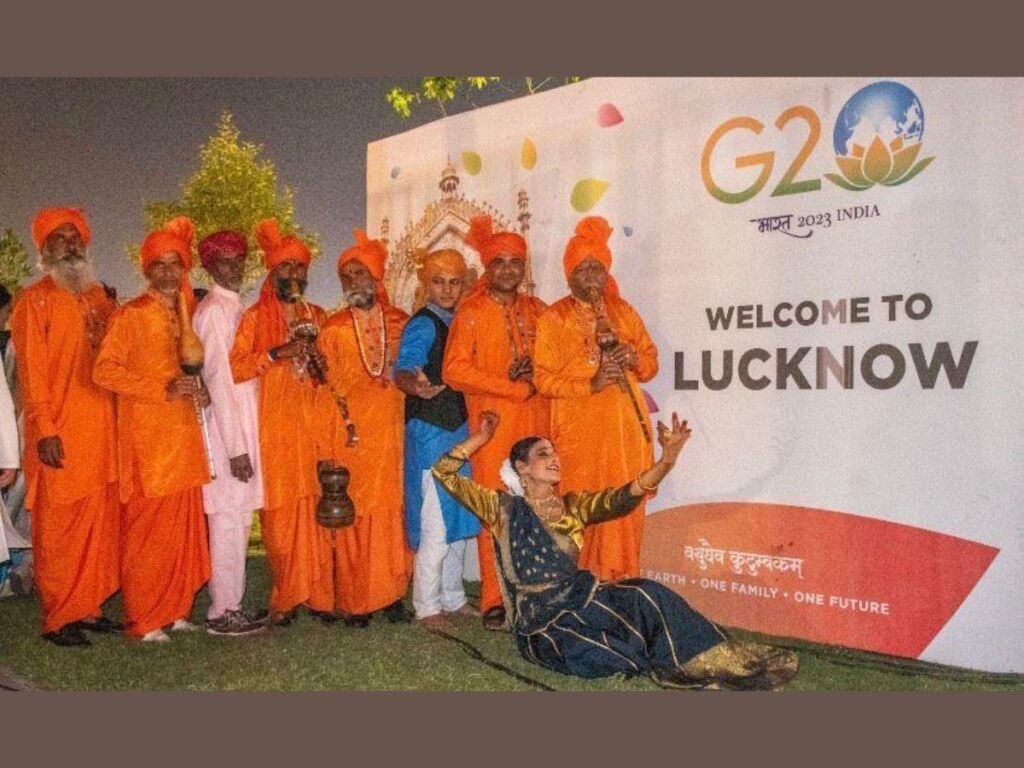 Yamuna Astakam presented in Blue Economy G-20 Lucknow with Kathak and Folk – Street Performers