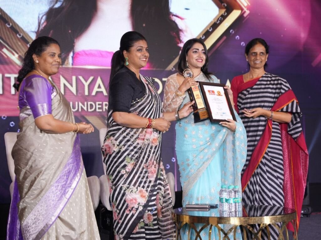 Nithanya Thothiyana Founder of Nithi honored with Prestigious HMTV Naari Puraskar 2023