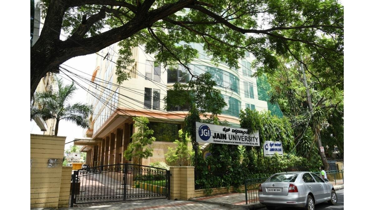 From Equations to the Cosmos: How the School of Sciences at JAIN (Deemed-to-be University) Is Shaping the Next Generation of Physics Innovators